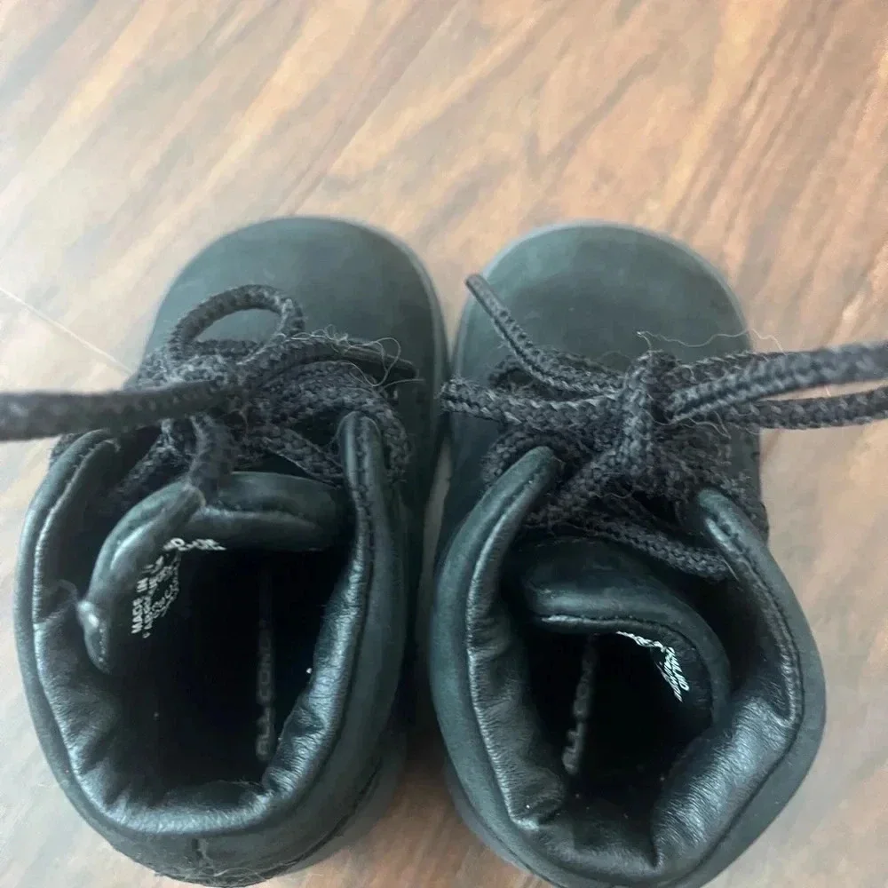 Nike Infant ACG Leather Boots- Black Size 3
